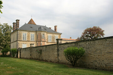 Fototapeta na wymiar former presbytery in surgères (france)