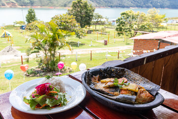 fish with vegetables and herbs