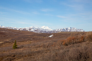 Stunning wide view of the Alaskan mountain range in Denali National Park