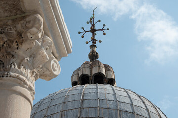 Fototapeta na wymiar St. Mark's Basilica, exterior of the cathedral church, City of Venice, Italy, Europe