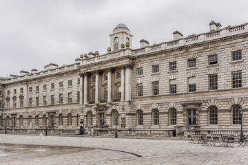 Obraz premium Somerset House - large neoclassical building (1776) in central London. England, UK.