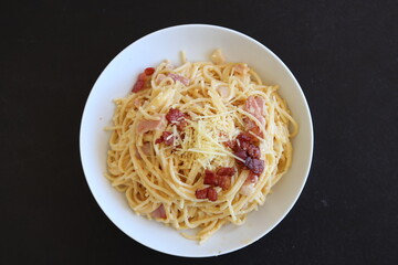 spaghetti carbonara