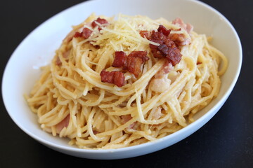 spaghetti carbonara 