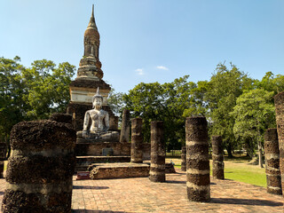Obraz premium Sukhothai Historical Park, World Heritage Site. Ancient ruins in this area are scattered throughout the area.
