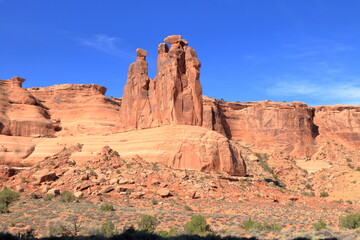 Fototapeta premium Three Sisters rock formation, Arches National Park, Utah