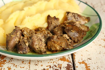 Fried chicken livers and mashed potatoes