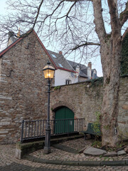 Die Altstadt der Kupferstadt Stolberg bei Sonnenuntergang