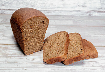 sliced dark bread
