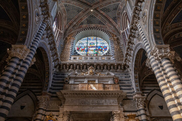 Panoramic view of interior of Siena Cathedral (Duomo di Siena)