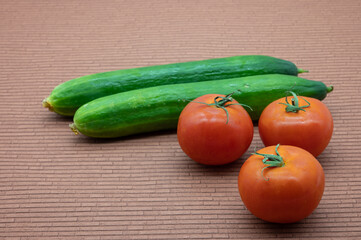 fresh red bio tomatoes to eat