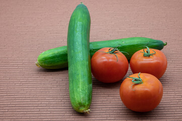 fresh red bio tomatoes to eat