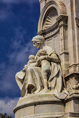 Fototapeta premium Architectural fragment of Queen Victoria Memorial near Buckingham Palace, London, England, UK.