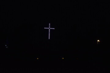 leuchtendes Kreuz