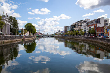 Fototapeta na wymiar River Lee in Cork