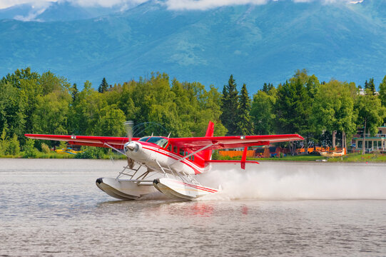 Seaplane takeing off at Lake Hood