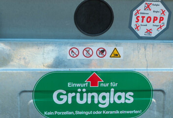 Glascontainer Grünglas 