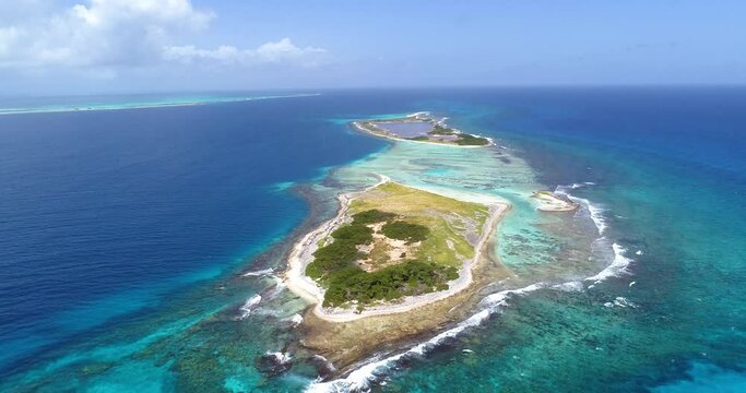 cankys island. Los roques Venezuela. Aerial view, Camera  movement backwards