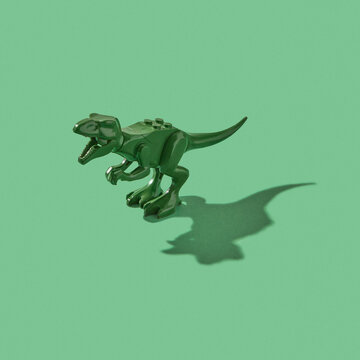 Screaming raptor model with shadows.