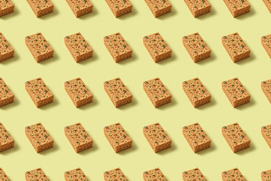 Pattern from sponges with leaves.