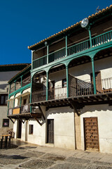Fototapeta na wymiar Balconada de la plaza de Chinchón