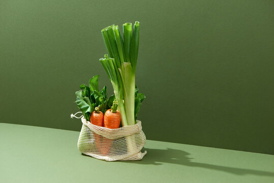 Fresh vegetables in eco grocery bag