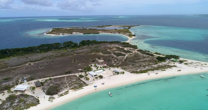 Los roques Venezuela. madrisqui  island.  Aerial view  movement pan rigth to left