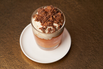 Persimmon smoothie with yoghurt cream and chocolate