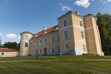 Fototapeta na wymiar Kiltsi manor belonged to the great Russian seafarer Krusenstern and his family. Sunny summer day.