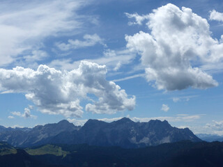 Obraz premium Hausbachfall via ferrata in Reit im Winkl, Bavaria, Germany
