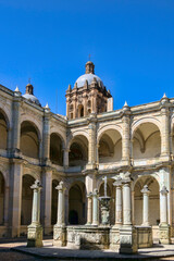 Fototapeta na wymiar Convento de Santo Domingo, Oaxaca, México