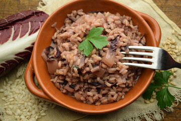 Riso e orzo al radicchio rosso lungo ft0212_0145 Rice and barley with long red radicchio