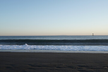 夕焼けと海と鳥1