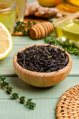 Dry tea with fresh spices