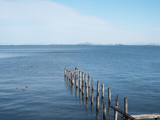 琵琶湖の壊れた桟橋
