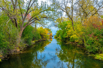 Fototapeta na wymiar Monona Lake side view in Madison City of Wisconsin