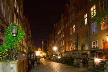 Fototapeta na wymiar Gdańsk, ulica Mariacka