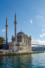 Fototapeta na wymiar Ortakoy Mosque in Istanbul