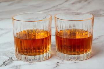  Ð²Ð¸ÑÐºÐ¸ Ð¸ Ð»ÑŒÐ´Ð¾Ð¼ Ð½Ð° Ð±ÐµÐ»Ð¾Ð¼ Ñ„Ð¾Ð½Ðµ