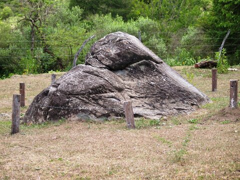 Petroglifos Piedra Pintada, Argentina.