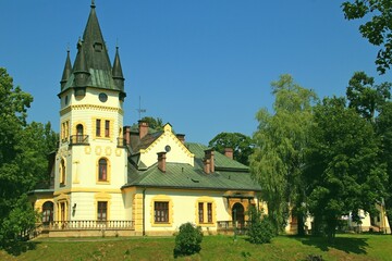 Fototapeta premium Olszanica pałac