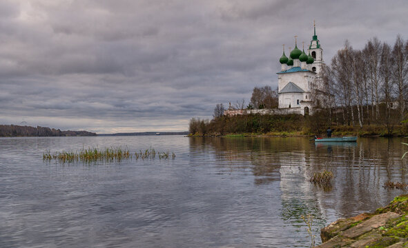 Church of the Holy Trinity in village of Dievo Gorodishche, Russia.