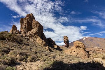 Fototapeta na wymiar Views of Roques de Garcia near Teide in Tenerife (Spain)