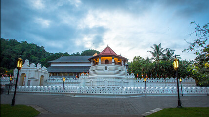 kandy tooth temple