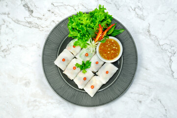 Fresh Vegetable Rice Wraps (Kauy Tiaw Lui Suan)