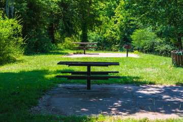 Lock and Dam outdoor view picnic tables