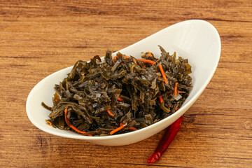 Seaweed cabbage with carrot and sesame