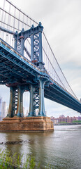 Obraz premium The Manhattan Bridge in New York City