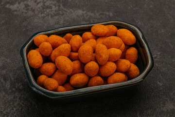 Spicy peanut heap in the bowl