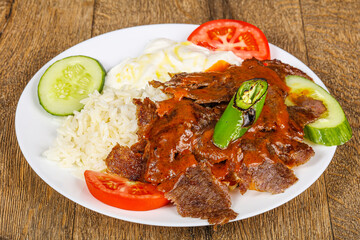 Turkish cuisine - Iskander kebab grilled meat