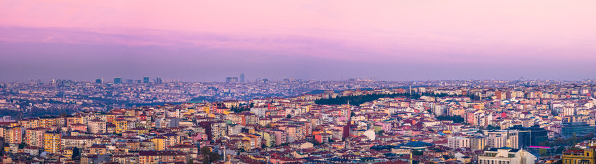 Fototapeta na wymiar Beautiful sunrise rooftop panorama of Istanbul city. Turkey